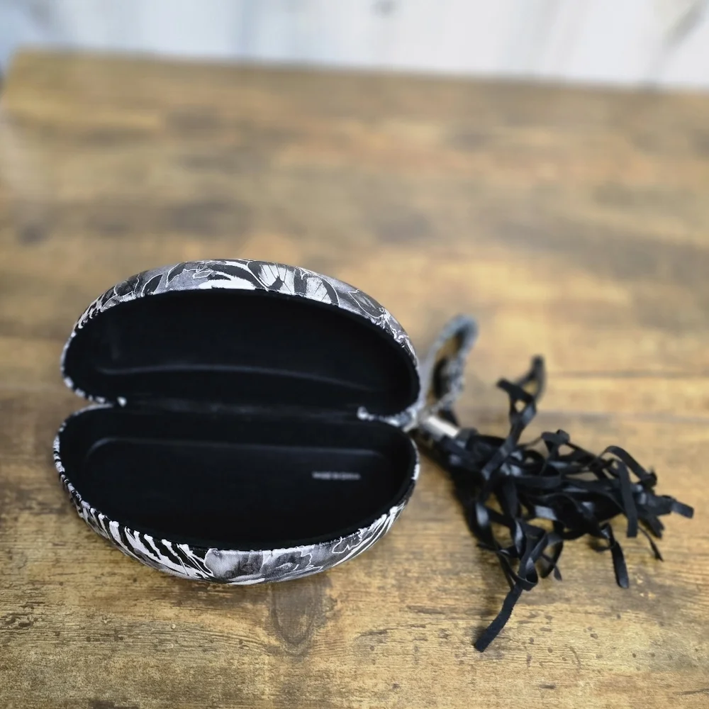 Pretty Black And White Rose Print Sunglass Case